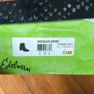 Sam Edelman shows! Brand new in the box